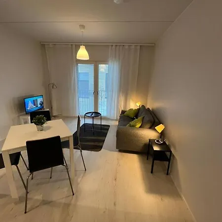 Kotimaailma Furnished Studio, Alppikylae